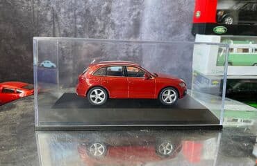 metbex tavan modelleri: Коллекционная модель AUDI Q5 MJ facelift volcano red 2013 Dealer — 9