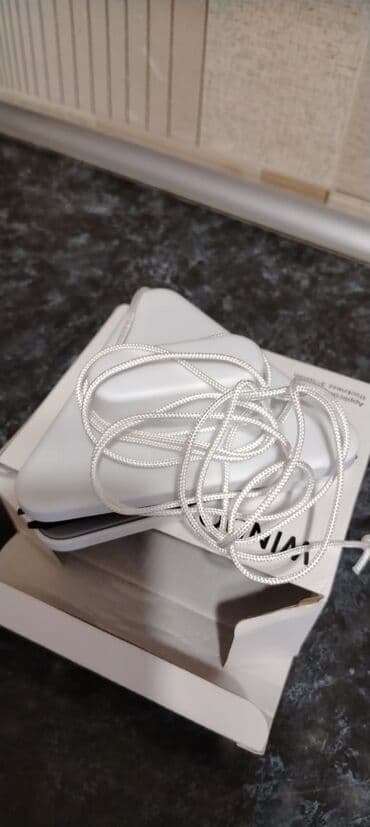 maqnit suse silen: Üçbucaq formalı maqnitli şüşə təmizləyici - İki tərəfli, maqnitli — 2