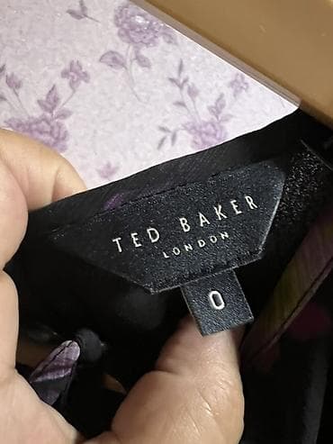 Ted Baker London qadın donu 285 azne alinib.1 defe geyinilib. - Ölçü