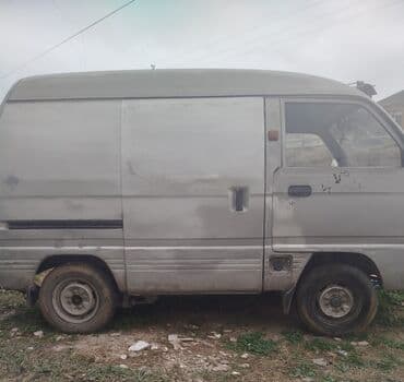 авто фольксваген: Yük və sərnişin daşınması üçün praktik mikroavtobus. Xüsusiyyətlər: - — 4