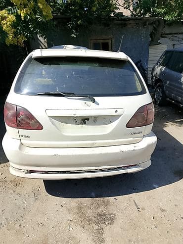 Avtomobil satışı: Toyota Harrier (RHD) – ağ rəngli krossover/SUV Xüsusiyyətlər: - — 2