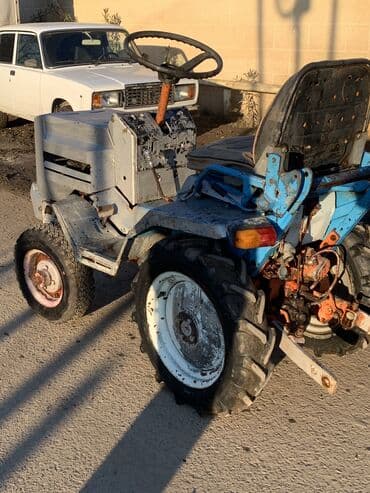 bentley bentayga 6 at: Texnika super vəziyyətdədir. Kimə maraqlıdırsa əlaqə saxlasın — 2