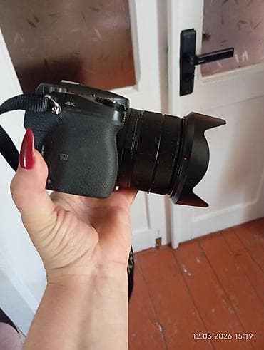 elektrikli samovar: Sony A-mount güzgüsüz fotoaparat və universal zum obyektiv dəsti - — 3