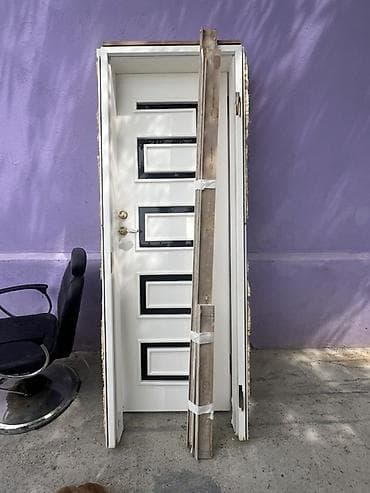 İkinci əl qapı eni 73.5 uzunlugu 2.11 ünvan musviqabad qəsəbəsi