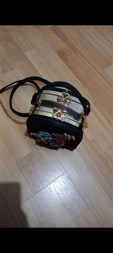 dəri kişi cantaları: Tezedi .hediye veribler satiram — 2