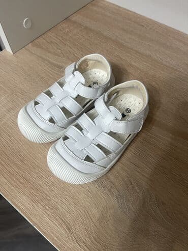 qız 3 aylıq uşaq ucun ayqabı: Uşaq ayaqqabıları — 1