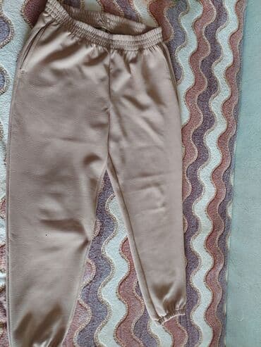 kostyum qadin: KOTON firması.L razmer spartivni şalvar.turkiyeden alınb.1/2defe — 2