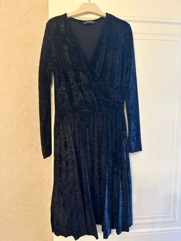 qadın donları: Qara məxmər qadın donu - Material: yumşaq, parıldayan məxmər - Rəng — 1