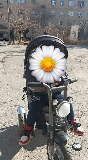 Uşaq dünyası: Kalyaska-velosiped yaxşı vəziyyətdədir. Həm kalyaska, həm də — 1