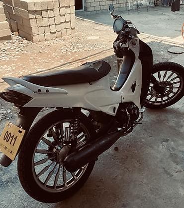 Moon - Moped, 80 см3, 2024 год, 100000 км