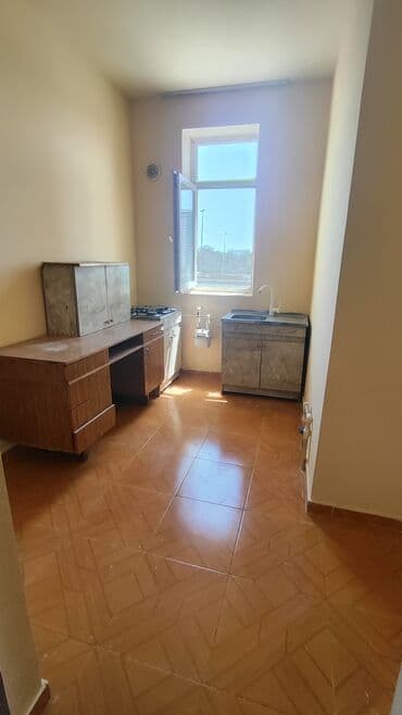vasmoyda ucuz kiraye evler: Komsamol dairesinde. piyada keçidin yanında. 24 saat oba marketin — 8