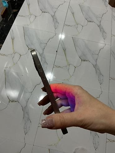 apple 8 pulus: IPhone 14 Pro, Gümüşü, Qırıq — 4