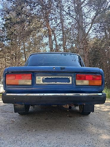 2107 ucuz: VAZ (LADA) 2107: 1.5 l | 2005 il Sedan — 2