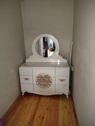 барные стулья: Новый, Трюмо, МДФ, Нет доставки — 2