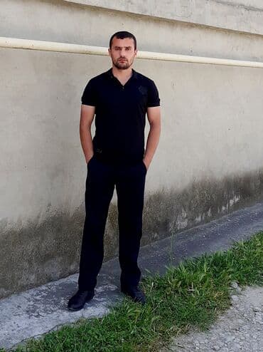 маляр ищет работу: Salam ev təmir usdası hörgü suvaq pol patalok bütün işlər adım Seymur — 1