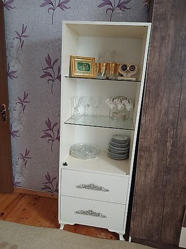 sirniyat vitrin: Şüşəli dolab vitrini — 4