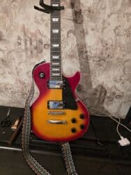 fly iq4516 tornado slim octa: Salam, Kaysen Les Paul elektro gitarasıdır. Üstündə Florida TG-25 — 6