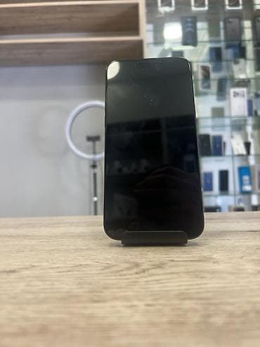 iphone 15 ağ: IPhone 15 Pro Max, 256 GB, Qara — 3