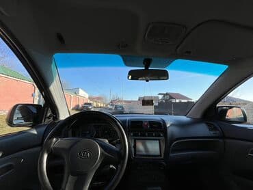 vaz 2107 oturacaqlar qiymeti: Kia Picanto EX, qara rəng, 5 qapılı hetçbek. Xüsusiyyətlər: - Kompakt — 9