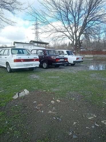 vaz oturacaqlari: Satılır: 3 ədəd yığcam sedan avtomobil dəsti - Model və tiplər: 2 — 6