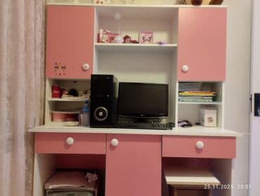 продленка для школьников: Qız üçün, Yazı masası — 5