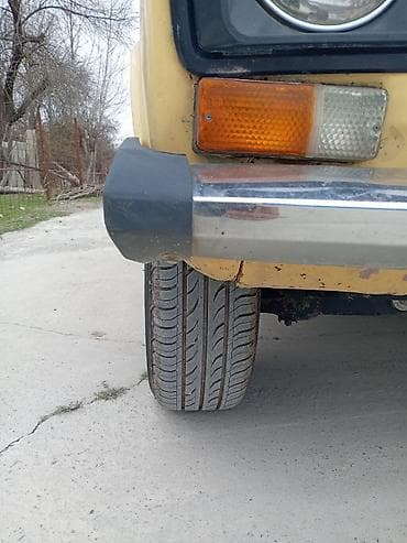 bmw tekeri: VAZ 2106 sedan - Kuzov: 4 qapılı sedan, bej rəng - Ön panel: klassik — 7