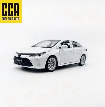 Məhsul: Toyota Corolla sedanın detalı yüksək olan miniatur modeli (CCA