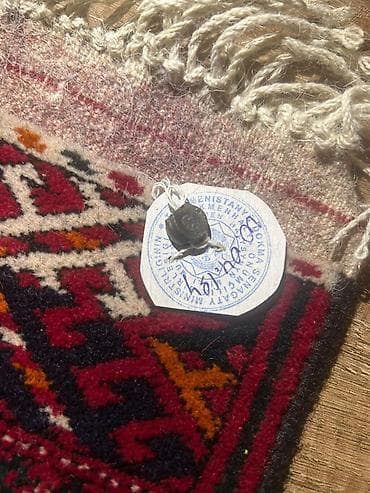 Xalça Dekorativ, Türkmənistan, Kredit yoxdur