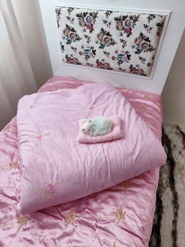 kompleti od trikotaze: Tek neferlik Ağ appaq yundan yorğan 2 ededdi 1 i 40 AZN.isteyen açib — 4
