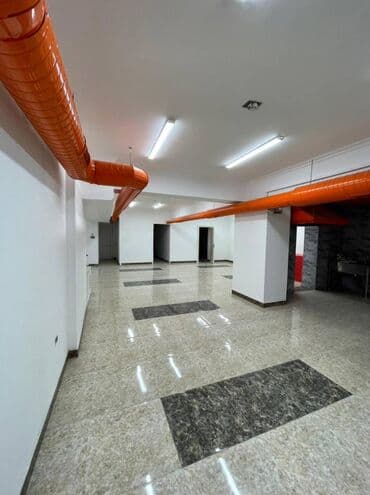 novxani restoranlar: Yasamal rayonu, inşaatcılar metrosuna yaxın 125 kv.m sahəsi olan — 3