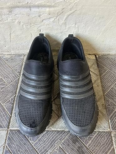 krosofka: Qara rəngdə kişi slip-on idman ayaqqabısı - Model: slip-on (bağsız) — 1