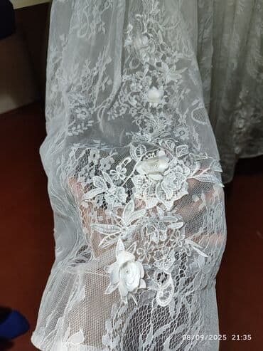 фата койноктор: Gəlinlik – güpür və çiçək işləməli - Rəng: ağ az moloçnuluq var — 8