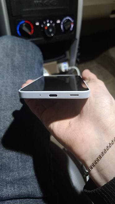 xaladenik alan: Salam Samsung A16 5g Telfonudur Xanim isdifade edib Komecki telfon — 6