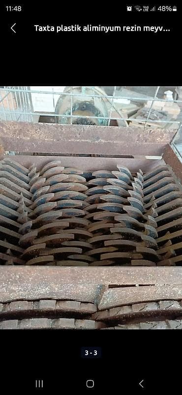 bıçaq kəpənəy: Doğrama Üyütmə İki şaxtalı sənaye tipli “grinder” — 1