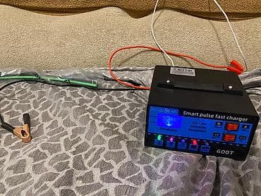 audi s8 4.2 v8: Akkumulyator adapteri — 1