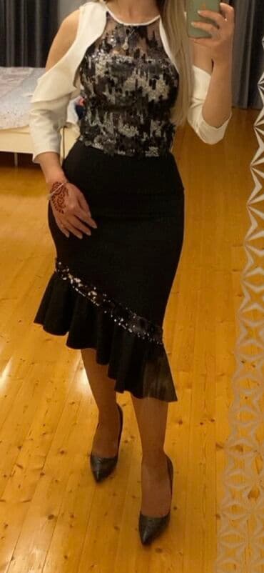 qadın kurkləri: Yeni kimi.1 defe geyilib. Baha alınıb.Eyinde ela qalır.Zerif ve — 1