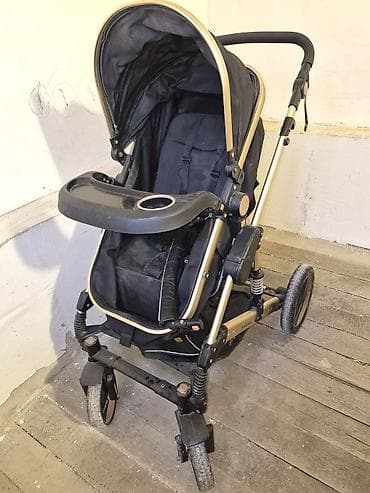 Klassik gəzinti arabası