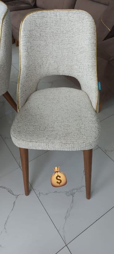 Oturacaq rəng seçimi var