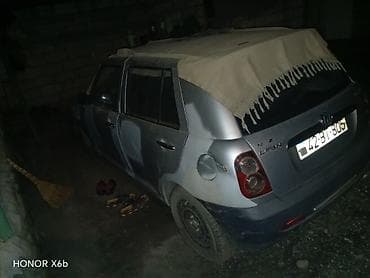 ford fusion 2018: Lifan 320, gümüşü rəng, 5 qapılı hetçbek. Texniki xüsusiyyətlər: - — 4