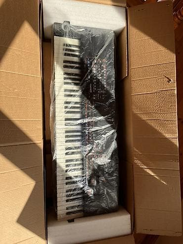 Велозапчасти: Синтезатор, Korg, Самовывоз — 6