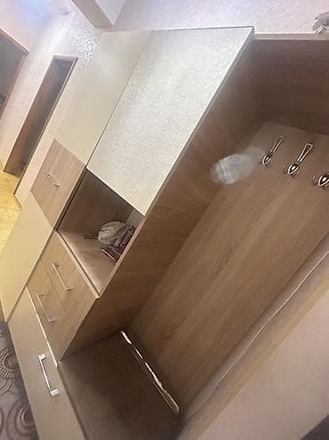 kunc divanlar ikinci el: İşlənmiş, 2 qapılı, Bej, Açılan, Düz dolab — 2