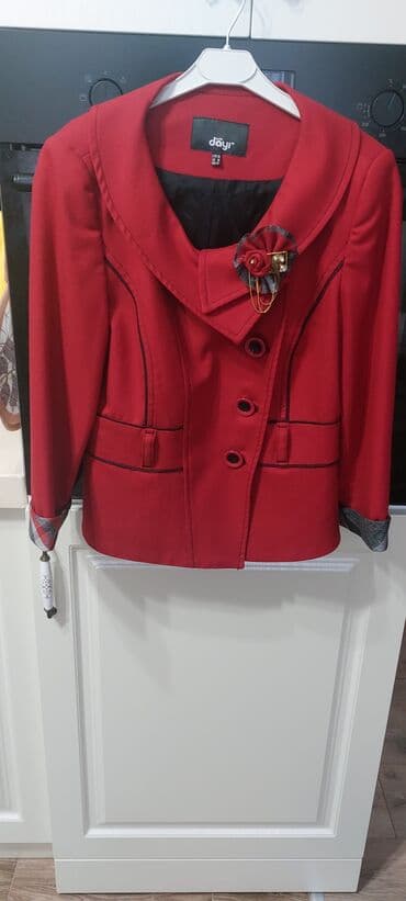 детский костюм красная шапочка: S/m (36-38) ölçülü pencək.Ətəklə və ya şalvarla kombin edə — 1