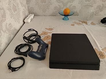 Elektronika: Salam Evde isdifade olunmus playstation 4 Slim modeli yaxşı — 1