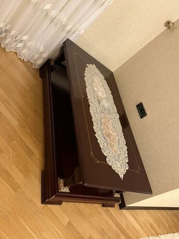 Kvadrat masa, Açılmayan, Təkərsiz, MDF, Zəmanətsiz