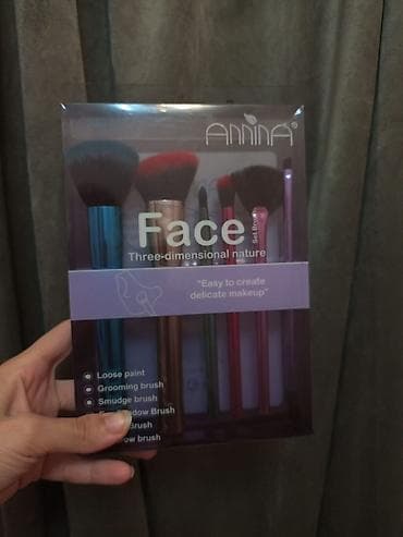 fırça: ANNNA Face Set Brush – makiyaj fırçaları dəsti Qutu üzərində: - — 2