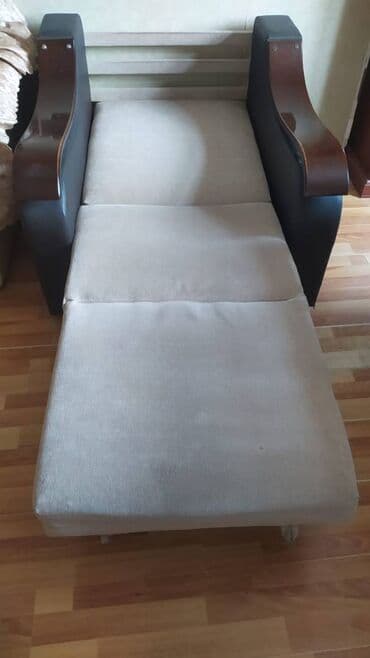 metbex stol stulu: Kreslo-kravat — 1