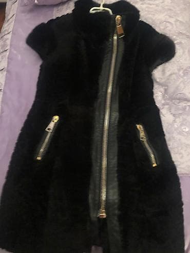 geyim alıram: Waggon Suba, 2500 manata alinib. 38 razmer. Bogazi ve qollari tebii — 4