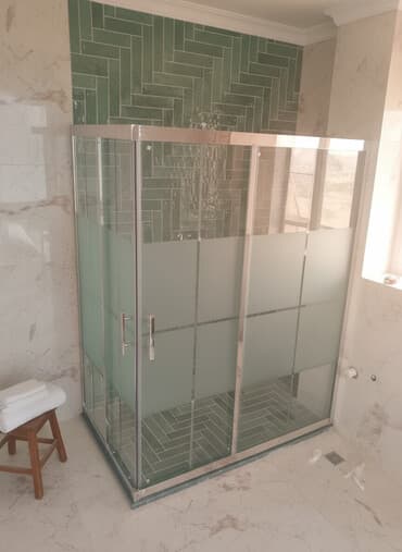 eşşək südü qızılca: Şüşə duş kabinası - Material: temperli şüşə panellər, yarı mat — 1