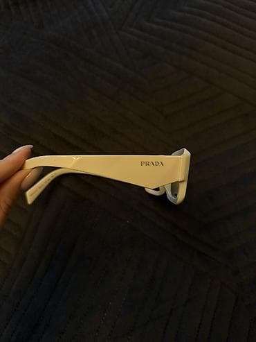 qadın çəkmələri: Gün eynəyi, Prada, İşlənmiş — 4