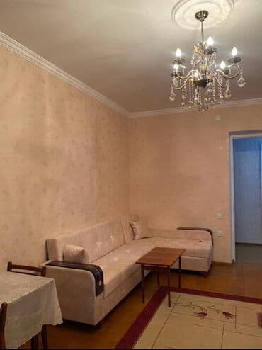 bakı gunluk evler: Nərimanov rayonu,Nərimanov metrosunun çıxışındakı5 mərtəbəli binada — 1